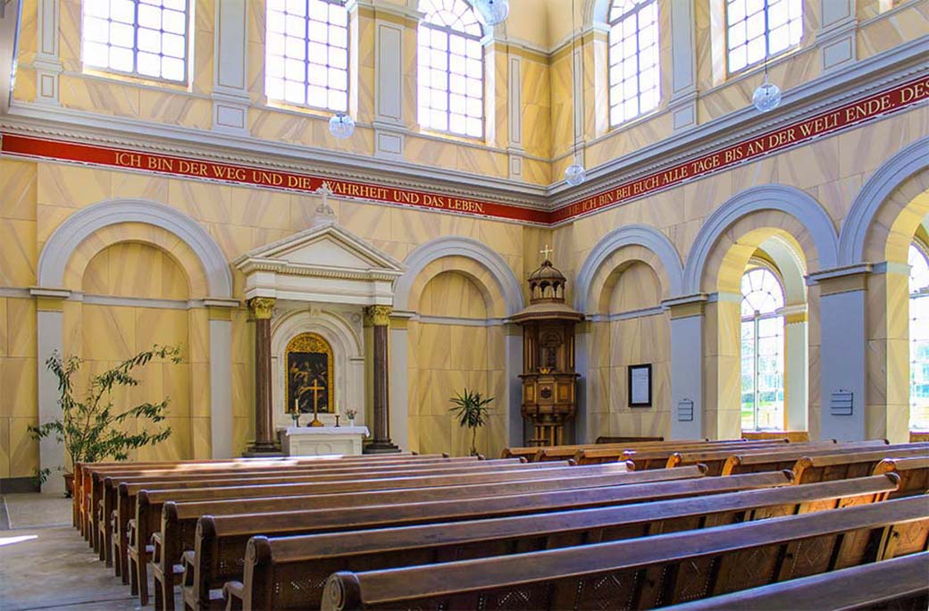 Schloßkirche im Park zu Putbus